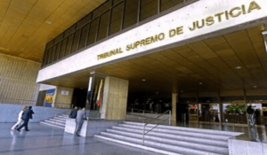 TSJ admite un recurso de amparo para proteger a los niños ante retos virales
