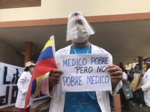 Médicos protesta salud Dr. Alexis Riera