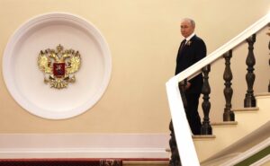 Putin plantea la posibilidad de alargar el alto el fuego en Ucrania "dependiendo de la reacción" de Kiev