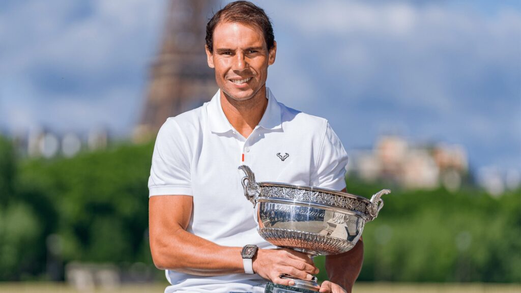 Rafa Nadal llegó a Roland Garros acompañado de su familia para recibir el último homenaje (Video)