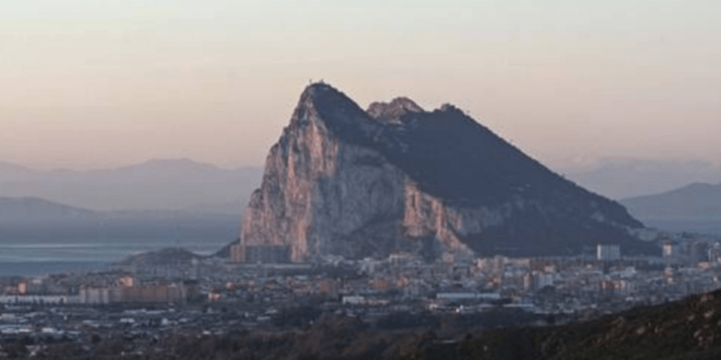 Reino Unido renuncia a su colonia de Chagos después de más de 200 años de soberanía, ¿sería un precedente para Gibraltar?