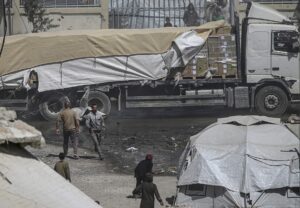 Renuncia director de fundación asignada por Israel y EEUU para distribuir ayuda en Gaza - AlbertoNews
