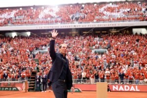 Roland Garros: Lo que no se vio del homenaje "perfecto" a Nadal: las chuches de su familia, el "¡choca esos cinco!" de su hijo y la broma de Murray con el Real Madrid
