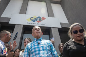 Rosales asegura que han querido "desaparecer y mancillar" el voto
