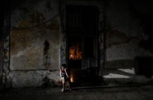 Se agrava la crisis en Cuba: la escasez de gas disparó la demanda eléctrica y agudizó los apagones - AlbertoNews