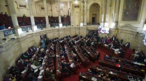 Senado colombiano rechaza la consulta popular de Petro
