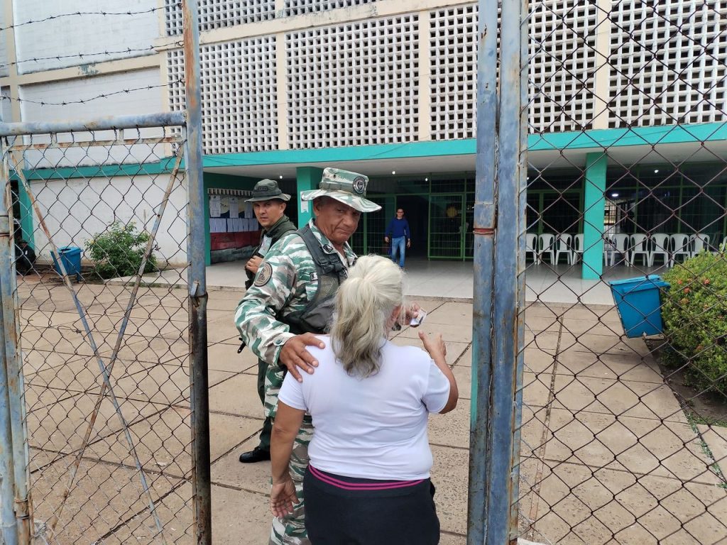 Sergio Hernández: Bolivarenses acudieron con entusiasmo a votar