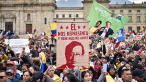 Sindicatos de Colombia anuncian paro de 48 horas en apoyo a la consulta popular de Petro - AlbertoNews