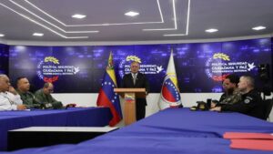Suspendidos vuelos desde Colombia a Venezuela