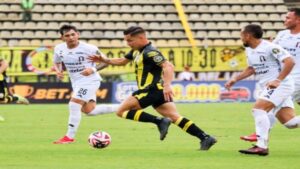 Táchira venció a Carabobo y se afianzó como líder en la fase final