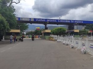 Tras el cierre preventivo por los comicios del #25May, se restablece el tránsito binacional entre Venezuela y Colombia