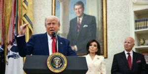 Trump aplaude que la Justicia levante el bloqueo «érroneo y político» de aranceles