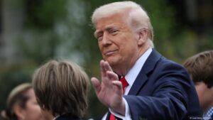Trump asegura que no busca un tercer mandato como presidente – DW – 04/05/2025