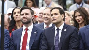 Trump asegura que "no busca" un tercer mandato y apunta a Vance y Rubio como posibles sucesores para 2028