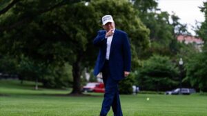 Trump retrasa hasta el 9 de julio los aranceles del 50 % a la UE