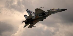 Ucrania derriba un caza ruso con un misil lanzado desde un dron naval en el mar Negro