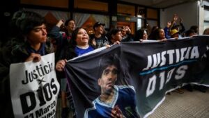 Una amiga de la jueza del caso Maradona confiesa la realización de un documental "amateur" - AlbertoNews
