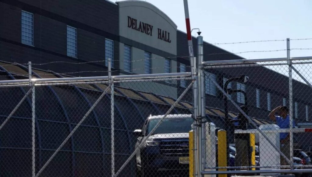 Una decena de reclusos con antecedentes violentos se fugaron de una prisión en Nueva Orleans - AlbertoNews