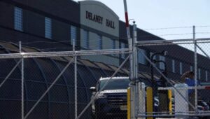 Una decena de reclusos con antecedentes violentos se fugaron de una prisión en Nueva Orleans - AlbertoNews