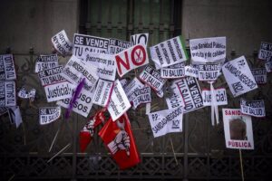 Una nueva manifestación recorre este domingo las calles de Madrid en defensa de la Sanidad Pública