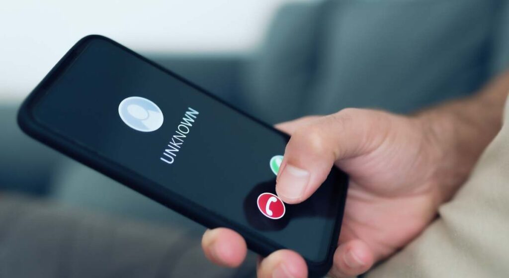 "Utilizan programas informáticos para que veas nuestro número de atención al cliente"