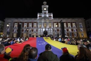 Venezolanos lideran estudios superiores entre extranjeros en España