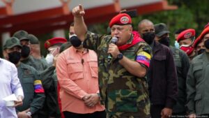 Venezuela dice que negoció la salida de opositores a EE.UU. – DW – 08/05/2025