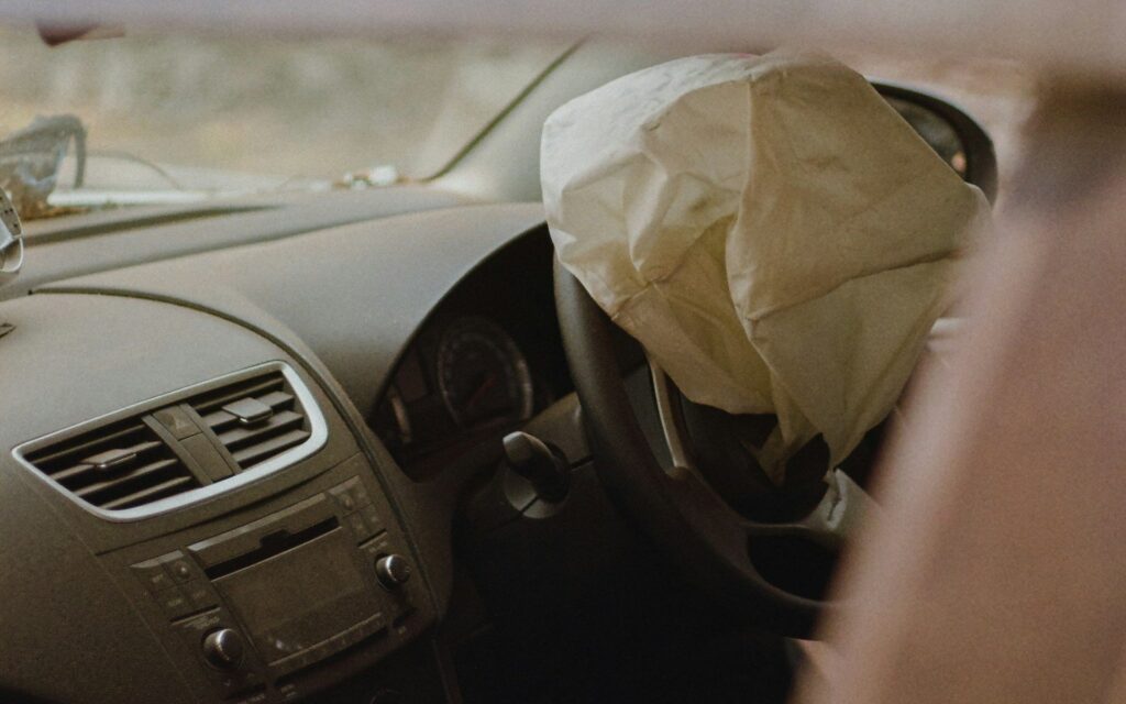 Volkswagen y otros fabricantes son acusados de usar airbags defectuosos