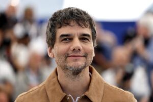 Wagner Moura recibió el premio a mejor actor del Festival de Cannes por «Agente secreto»