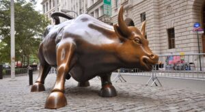 Wall Street sube hasta un 6% en el mes y el S&P 500 firma su mejor mayo desde 1990