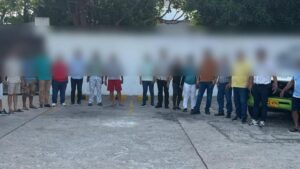 a prisión 12 presuntos implicados en red que involucra a funcionarios y exfuncionarios