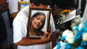 abogado de familia de la menor advierte que habría otra persona involucrada en el crimen