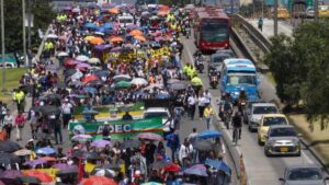 denuncian amenazas a 127 docentes en el departamento