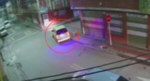 en una noche robaron 3 vehículos en varios barrios