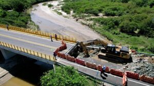 habilitación parcial en 15 días tras daños en puente de Juan de Acosta