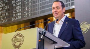 la última pirueta del presidente del único club de fútbol cotizado en España