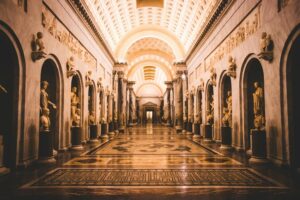 Las Riquezas Del Vaticano