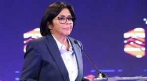 los trabajadores mantendrán la producción petrolera