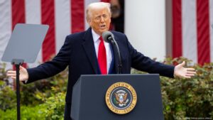 riesgo de recesión y promesas sin cumplir – DW – 29/04/2025