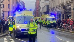 un hombre atropelló a miles de fanáticos mientras festejaban el título de liga