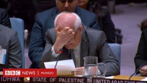 "¿Cómo alguien puede tolerar este horror?": el llanto del embajador de los palestinos en la ONU por la muerte de niños por hambre en Gaza