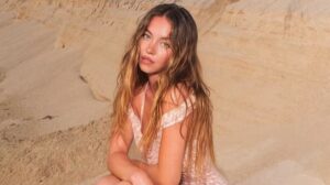 ¿Lo comprarías? Sydney Sweeney venderá un jabón especial elaborado con el agua que deja de su baño