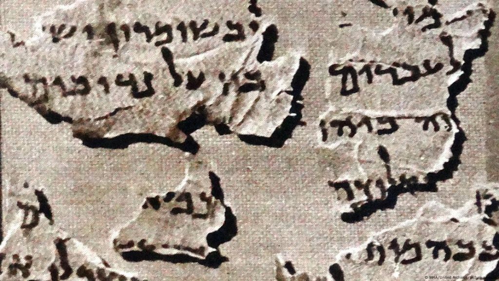 ¿Quién escribió la Biblia? La IA revela «firmas ocultas»