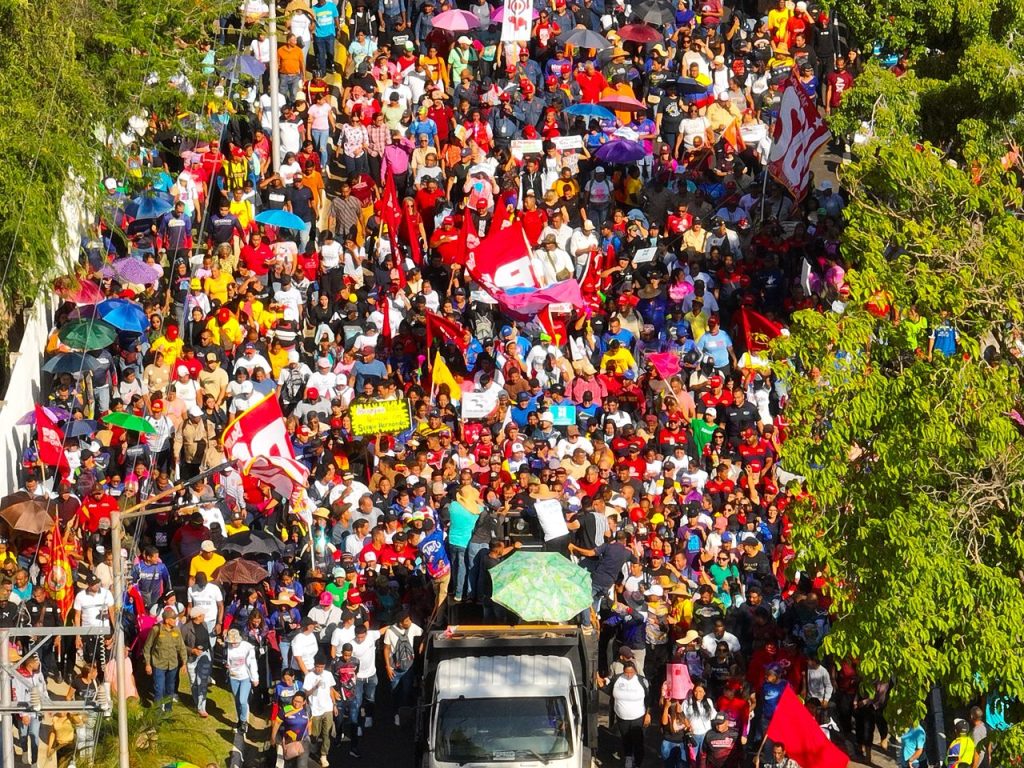 ‎Gobernadora de Bolívar acompañó inscripción de candidatos ante el CNE
