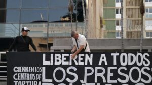 100 presas políticas en Venezuela