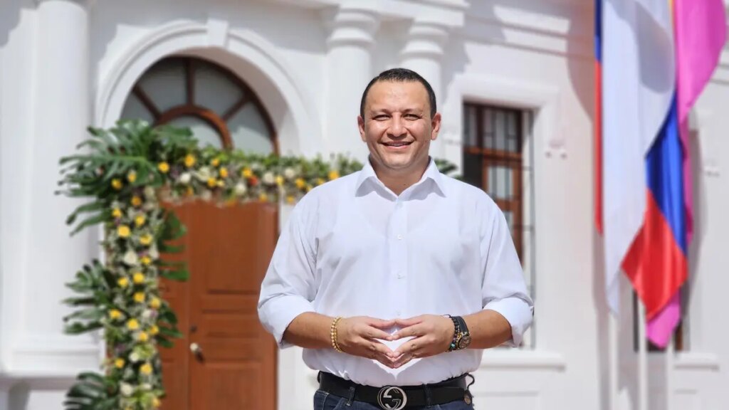 uno de sus escoltas resultó herido