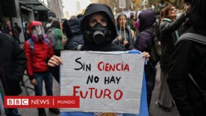 4 de los grupos más perjudicados por la motosierra de Milei en Argentina y que saldrán a protestar este miércoles