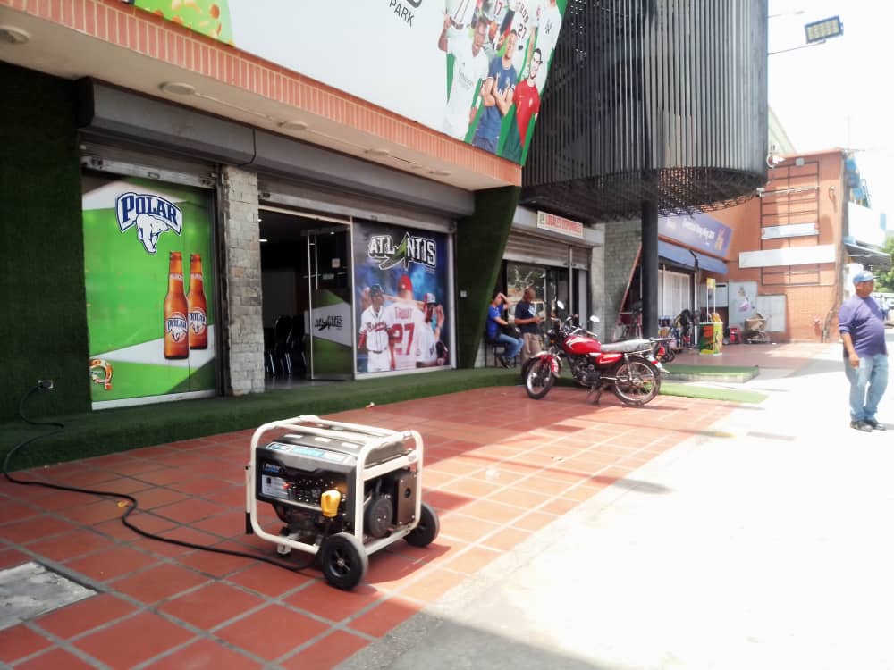 96 horas sin luz en La Atlántida