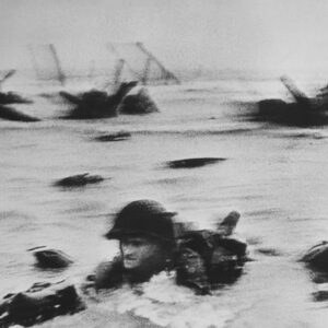A 81 años del desembarco en Normandía: la angustiosa historia de la foto que definió el Día D y cómo estuvo a punto de perderse
