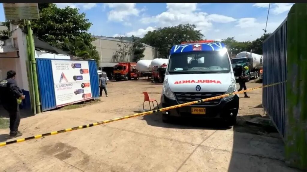 A tres ascienden los muertos por fuerte explosión en Girón con camión cisterna: ya identificaron las víctimas